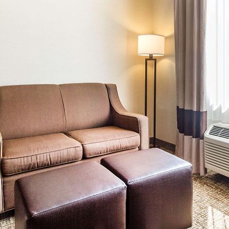 Quality Suites Corbin Bagian luar foto