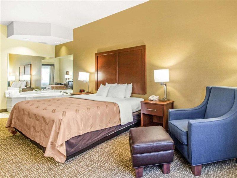 Quality Suites Corbin Bagian luar foto