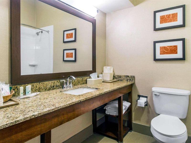 Quality Suites Corbin Bagian luar foto