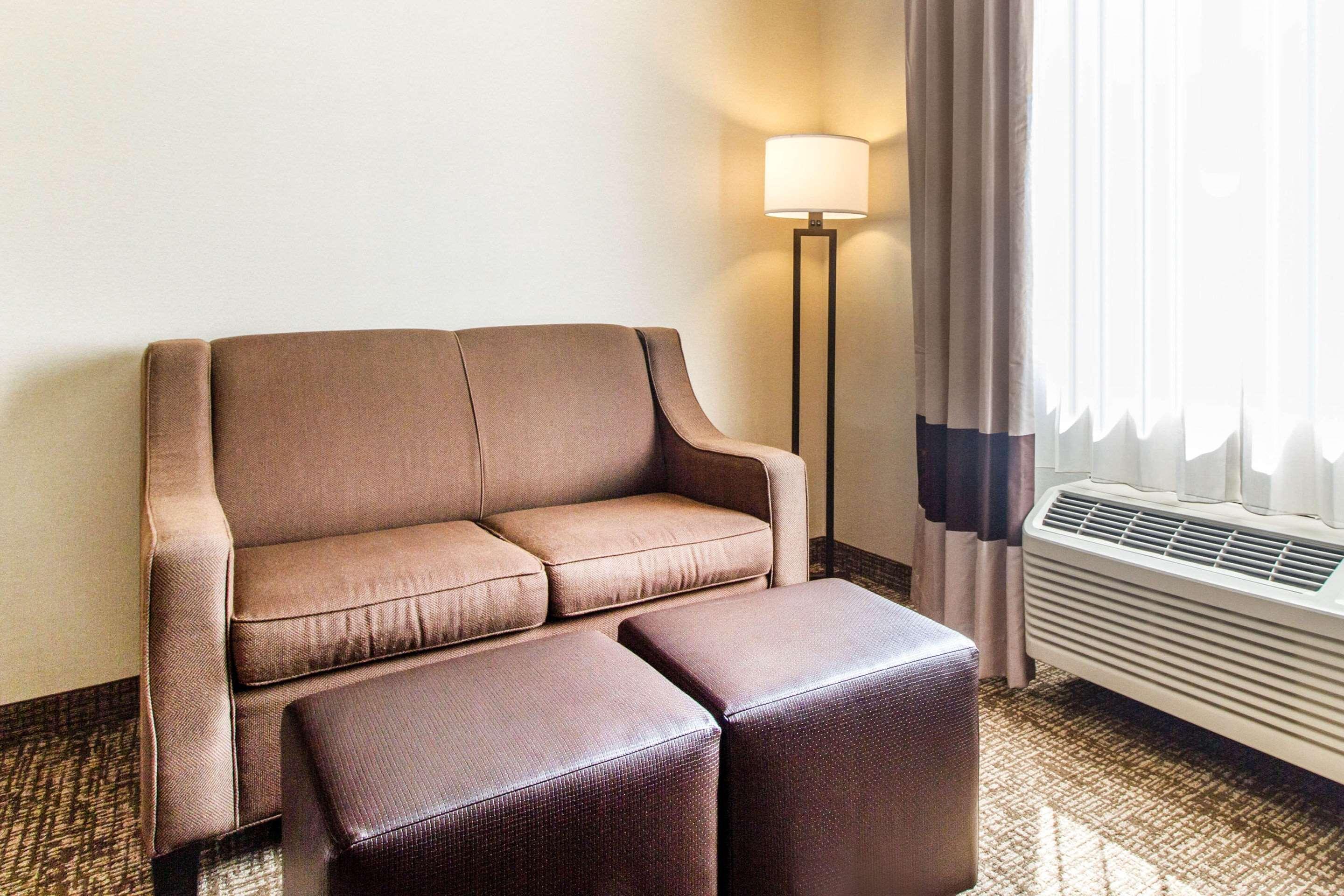 Quality Suites Corbin Bagian luar foto