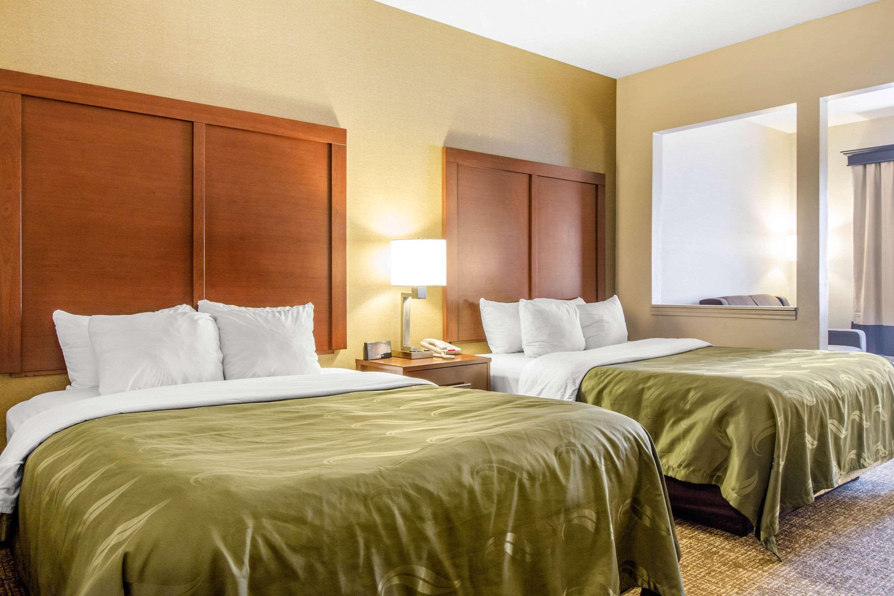 Quality Suites Corbin Bagian luar foto