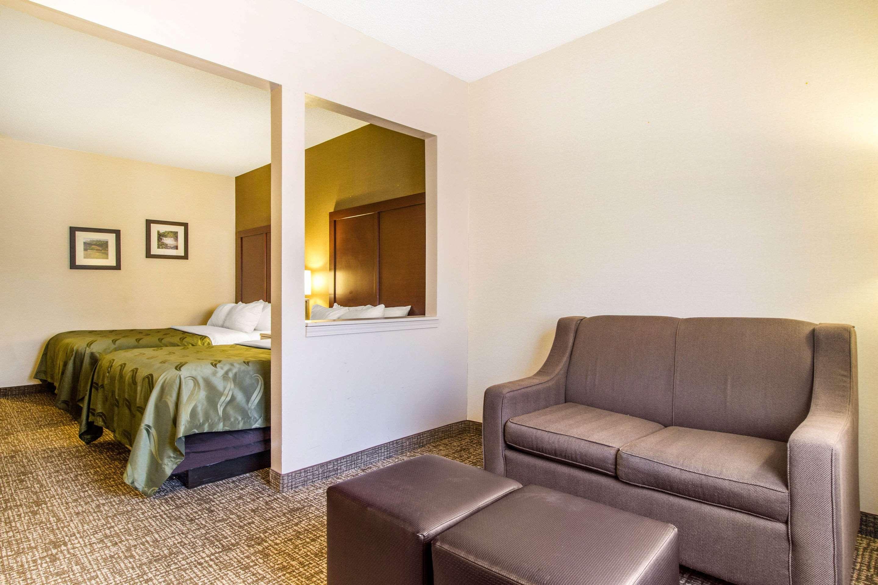 Quality Suites Corbin Bagian luar foto