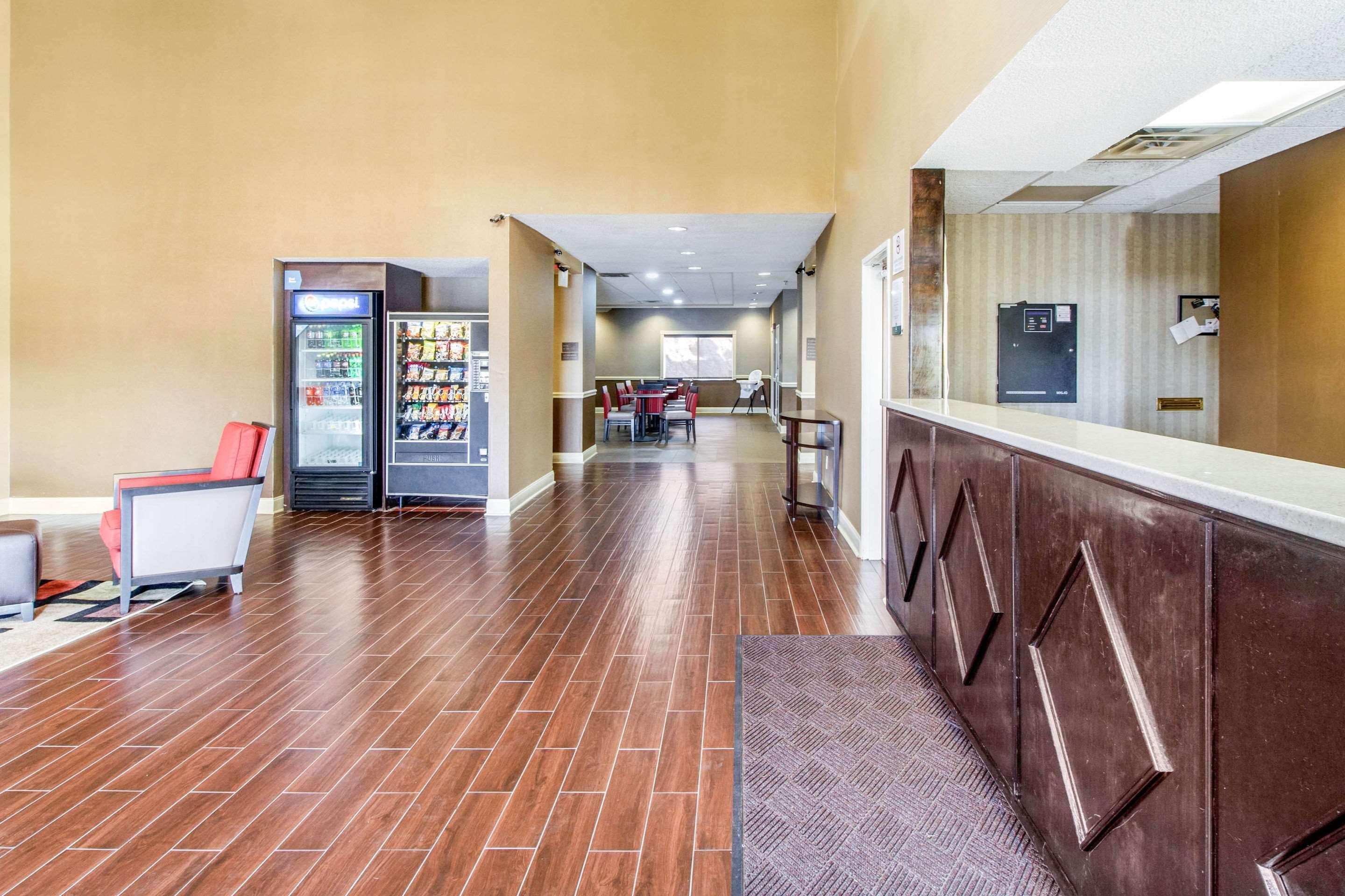 Quality Suites Corbin Bagian luar foto