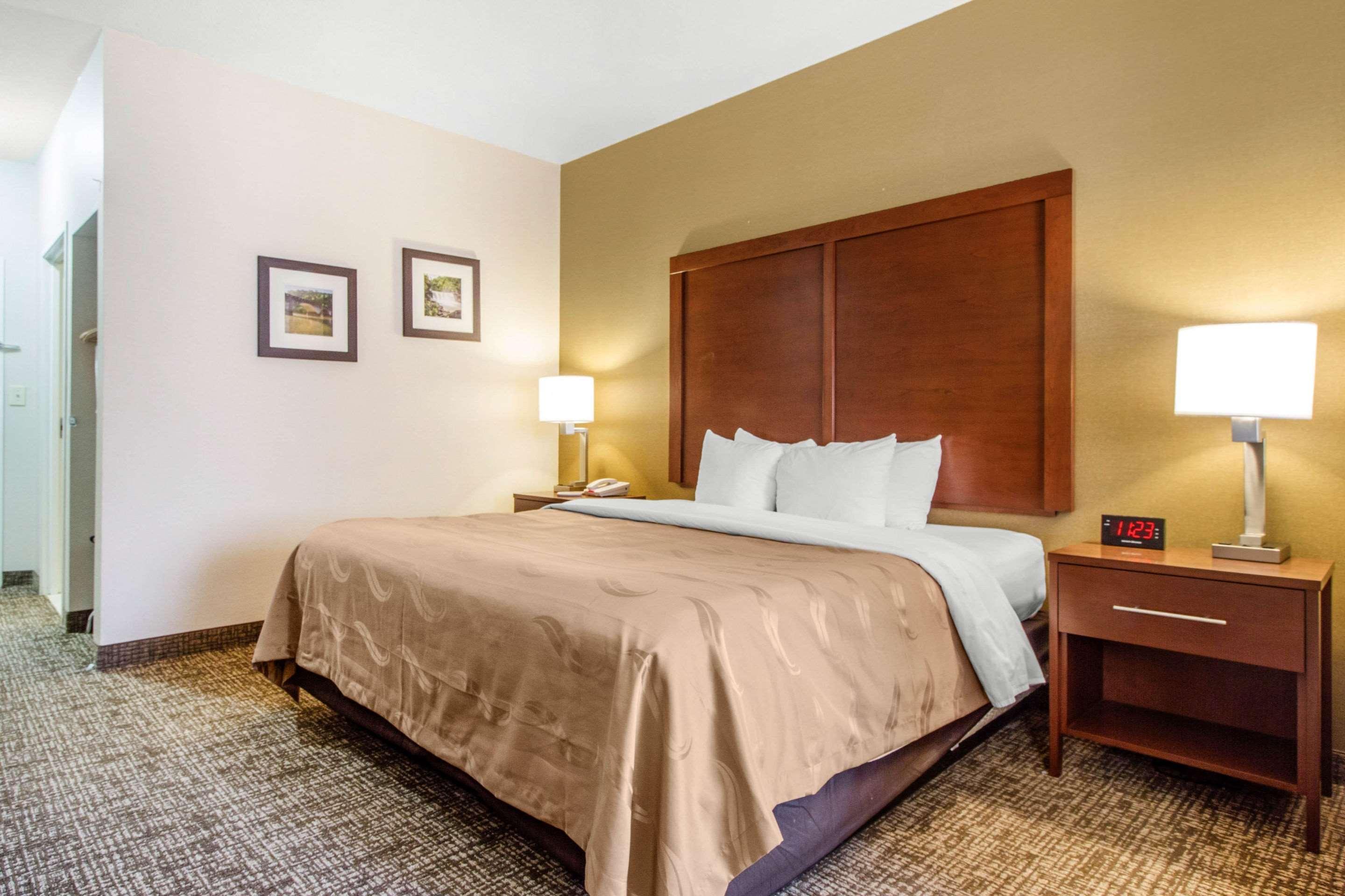Quality Suites Corbin Bagian luar foto